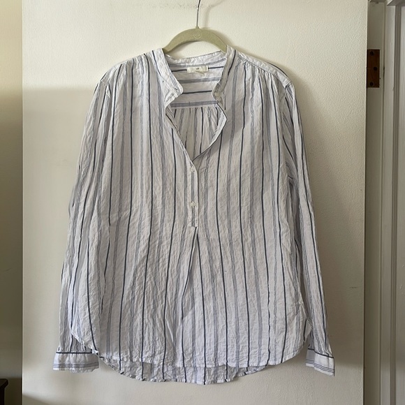 H&M Tops - 👽3/$30 SALE👽 H&M Striped Long Sleeve Blouse Size 12